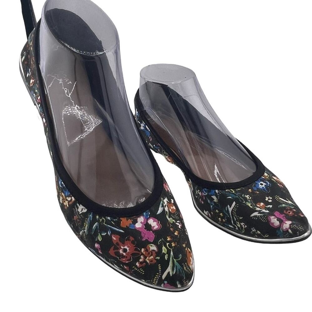 Report Signature Floral Black Pointed Toe Ballet Flats Size 8